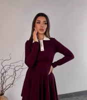 Сукня женская трикотажная солнцеклёш с контрастным воротником и длинным рукавом осенне-зимняя