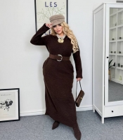 Платье макси женское осенне-зимнее из мягкой ворсистой вискозы повседневное эластичное коричневое