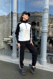 Спортивний костюм