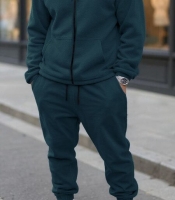 Спортивный костюм мужской тёмно-зелёный осенне-зимний из полар-флиса с кофтой на молнии и утеплёнными джоггерами