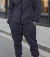 Спортивный костюм мужской графитовый осенне-зимний из полар-флиса с кофтой на молнии и утеплёнными джоггерами