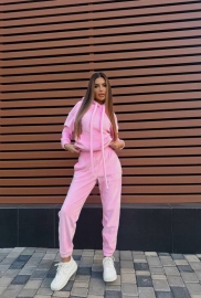 Спортивний костюм Спортивний костюм