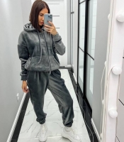 Спортивный костюм женский из двустороннего велюра утепленный осенний зимний