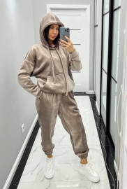 Спортивний костюм Спортивний костюм