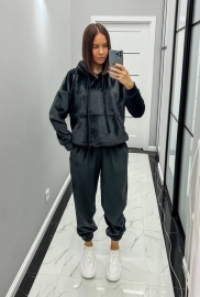 Спортивний костюм Спортивний костюм