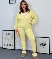 Спортивный костюм женский трехнитка утепленный с кофтой на змейке и джоггерами осенний зимний