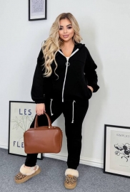 Спортивний костюм