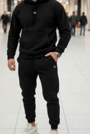 Спортивний костюм