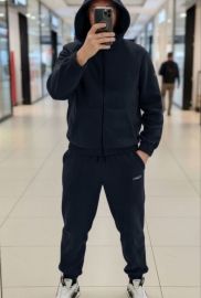 Спортивний костюм