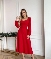 Платье трапеция с длинными рукавами