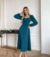 Платье трапеция с длинными рукавами