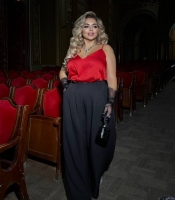 Брюки женские классические широкие костюмка осенние