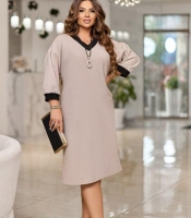 Платье женское ангора-вязка прямого кроя с контрастными элементами осеннее зимнее