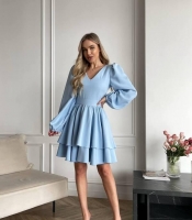 Платье коктейльное женское из костюмной ткани с V образным вырезом расклешенное с пышной юбкой осенний зимний