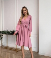 Платье женское из костюмной ткани с имитацией запаха расклешенное с поясом осенний зимний