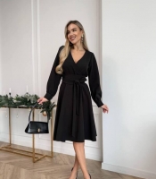 Платье женское из костюмной ткани с имитацией запаха расклешенное с поясом осенний зимний