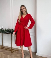 Платье женское из костюмной ткани с имитацией запаха расклешенное с поясом осенний зимний