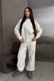 Спортивний костюм Спортивний костюм