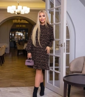 Платье женское свободного кроя из софта с цветочным принтом осенне-зимнее