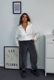 Спортивний костюм Спортивний костюм