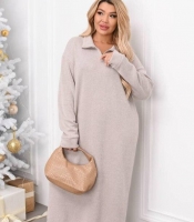 Платье-свитер женское из итальянской вязки миди с воротником-стойкой на молнии зимнее