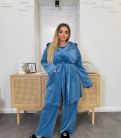 Домашний комплект женский из велюра тройка пижамный: халат на запах с поясом футболка и широкие штаны уютный