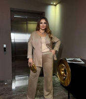 Костюм-двойка женский из замши на дайвинге блуза на пуговицах с поясом и пряжкой и брюки прямые повседневный осенний