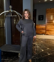 Костюм-двойка женский из замши на дайвинге свитшот свободного кроя с декоративными пуговицами и брюки палаццо повседневный осенний