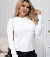 Лонгслив женский из трикотажа класса люкс асимметричный с эффектом необработанных краев и швами наружу демисезонный