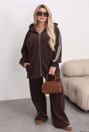 Спортивний костюм Спортивний костюм