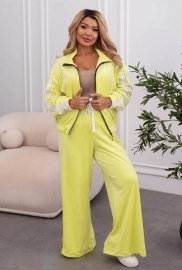 Спортивний костюм Спортивний костюм