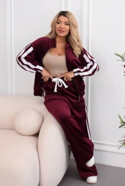 Спортивний костюм Спортивний костюм