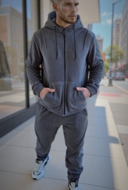 Спортивний костюм Спортивний костюм