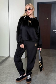 Спортивний костюм Спортивний костюм