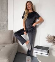 Домашний костюм-тройка женский велюровый: топ, штаны и шорты весенний