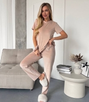 Домашний костюм-тройка женский велюровый: топ, штаны и шорты весенний