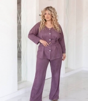 Костюм-двойка женский из замши на дайвинге: рубашка на пуговицах с поясом и брюки палаццо весенний