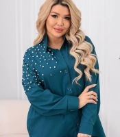 Рубашка женская из софта удлиненная оверсайз на пуговицах с жемчужным декором