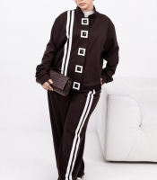 Костюм-двойка женский из итальянского трикотажа: кофта на пуговицах и свободные брюки с лампасами весенний