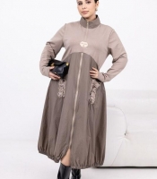 Платье-туника женское из двунитки и жатой плащевки на молнии с воротником-стойкой с карманами и шнуровкой миди весеннее