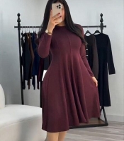 Платье-трапеция женское из двунитки миди свободного кроя с длинными рукавами весеннее