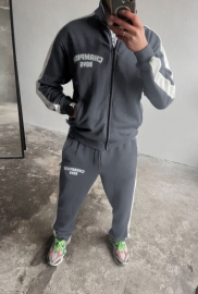 Спортивний костюм