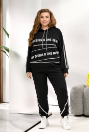 Прогулянковий костюм Прогулянковий костюм