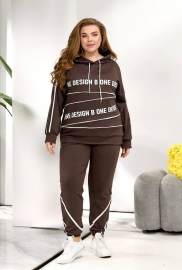 Прогулянковий костюм Прогулянковий костюм