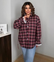Рубашка женская из хлопка фланель в клетку оверсайз удлиненная с кружевными манжетами весенняя