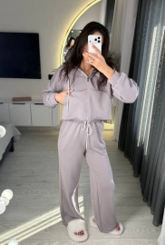 Спортивний костюм Спортивний костюм