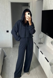 Спортивний костюм Спортивний костюм