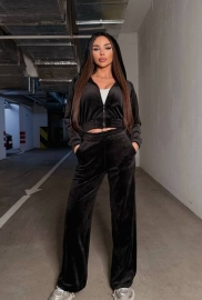 Спортивний костюм Спортивний костюм