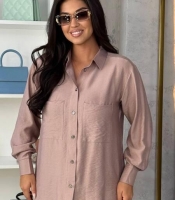 Рубашка женская из смесовой льняной ткани свободного кроя классическая демисезонная с длинным рукавом на пуговицах