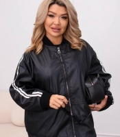 Ветровка женская из экокожи свободного кроя на молнии с карманами весенняя